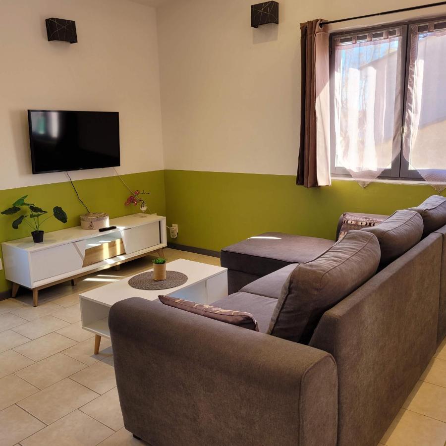 Appartement Agreable Et Spacieux Ensoleille Valros Kültér fotó